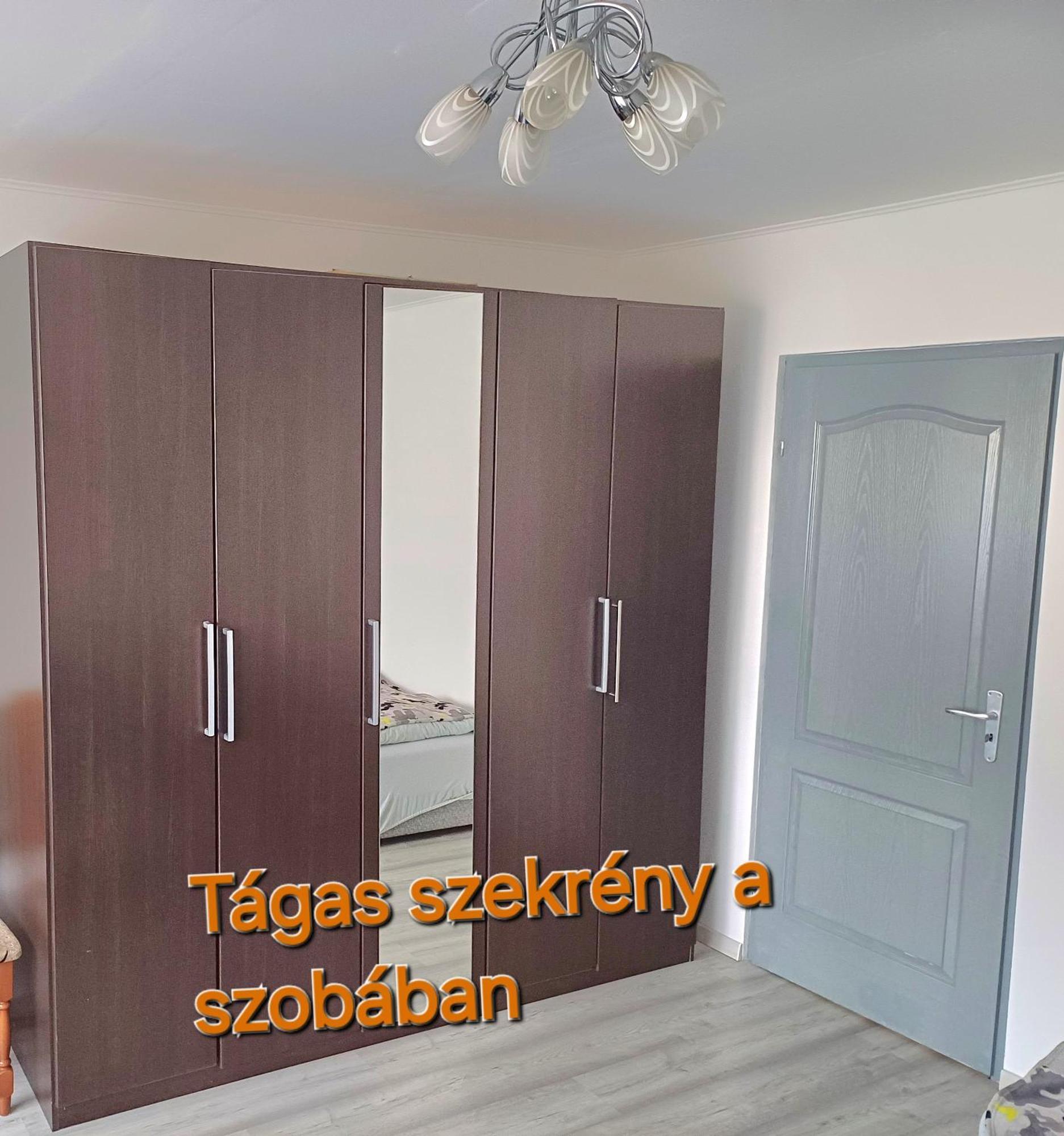 Kiss-Szollosi Vendeghaz Дебрецен Экстерьер фото